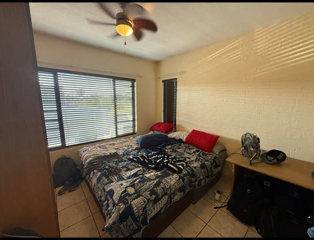 2 BEDROOM FLAT FOR SALE IN VANDERBIJLPARK SE 2